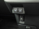 愛知ダイハツではお車をご購入頂いた後が本当のお付き合いのスタートだと思っています。 ですので定期点検や車検もお得なパックをご用意してお客様に頼りにされるダイハツディーラーを目指しています☆