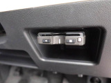 D assist 切替ステアリングスイッチ搭載。パワーモードで余裕のある軽快な走りを、エコモードで燃費重視のスマートな走りを。2つの走行モードをワンタッチで選択できます