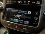 【走行制御モード】シーンに応じて走りのテイストを変更可能です。トヨタマルチオペレーションタッチで簡単に切替可能。モードごとに背景色が変わる演出もあります!