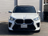 フロントマスクはどこからみてもBMWとわかるスタイルです