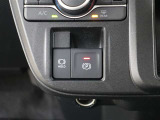 オートホールドは、ブレーキペダルから足を離しても車を停止状態に保つ機能で、運転の負担を軽減してくれますよ♪