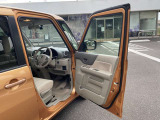 お手頃価格の軽自動車からコンパクトカー・ミニバンなど多彩なラインナップでお客様をお待ちしております!