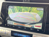 【バックカメラ】駐車時に後方がリアルタイム映像で確認できます。大型商業施設や立体駐車場での駐車時や、夜間のバック時に大活躍!運転スキルに関わらず、今や必須となった装備のひとつです!