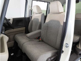◆運転席・助手席◆室内は、シートクリーニングや各部の徹底した清掃を実施し、消臭・除菌処理を行っています。しかも、全ての差上で天然成分の薬剤にこだわり安心・安全へも配慮しています。