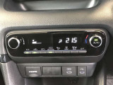 オートエアコンを装着しておりますので車内をお好みの快適な温度に保つことが可能です!