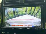 【バックカメラ】駐車時に後方がリアルタイム映像で確認できます。大型商業施設や立体駐車場での駐車時や、夜間のバック時に大活躍!運転スキルに関わらず、今や必須となった装備のひとつです!