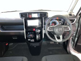 見通しのよいすっきりとした視界で、誰でも運転しやすいです。運転のしやすさは疲れにくさにも繋がりますよ♪