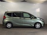 車検整備付きです。整備時にはエンジンオイル、オイルフィルター、ワイパーラバーなど、消耗品の交換も致します