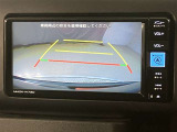 【バックカメラ】あると便利なバックカメラ装備!駐車時に後方がリアルタイム映像で確認できます。立体駐車場や夜間の車庫入れ時に大活躍!運転スキルに関わらず、今や必須となった装備ですね♪