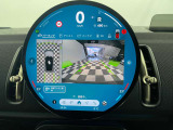 バックカメラ付いており、駐車をサポートしてくれます!!