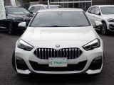 BMW在庫保有台数常時100台以上!ご来店の際はBMW本店(厚木市下荻野140-1)にご来店ください!弊社自慢の全天候型ショールーム!BMW在庫保有台数常時100台以上ございます!