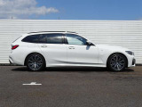 BMWを熟知したメカニックによる100項目の点検・整備を行います。不具合箇所、交換時期に達している部品に関しましては、全て当社負担で交換してからのご納車となります。