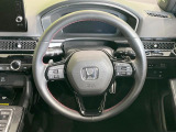 【純正革巻きステアリング】上質な革を使用することで、手にしっかり馴染みとても運転しやすいハンドルです♪