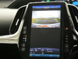 バックガイドモニターで、後方を確認しながら安心して駐車することができます。運転初心者も熟練者も必須の機能ですよ!