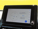 ディスプレイオーディオ(コネクティッドナビ対応)搭載。Tコネクトご契約で2028年12月までナビ機能が無償で利用できます。期限到来後は有償で継続可能です。(車載ナビは非搭載)