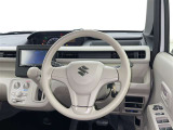 運転席まわりです。 各操作スイッチは使いやすい位置に配置されてます。