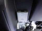 ETC車載器付きです。高速道路の料金所もスムーズに通過できます。※別途セットアップ費用が必要となります。
