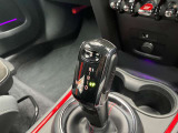 弊社お客様より頂いた下取車やデモカーが在庫の殆どを占めています。車の経歴や整備記録が分かり、ご安心してお車をお選び頂ける正規ディーラーならではのラインナップでございます。