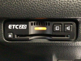 【ETC車載器】もはや必須アイテムのETCを搭載!高速道路のご利用時にとても便利!わずらわしい料金所での現金支払いが不要となりスムーズに通過できます♪