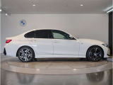 【ボディデザイン】スタイリングの美しさはプロポーションで決まります☆ショートオーバーハング☆ロング・ホイルベース☆ホフマイスター・キンク☆BMWはボディデザインの拘りを随所に取り込んでおります!