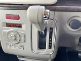 【 シフト 】スムーズなシフトチェンジで快適にお車を操縦していただけます!