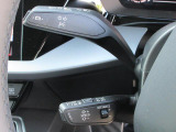 アダプティブクルーズコントロール機能搭載。前方の車両の速度に合わせて車間距離を一定に保ち、自動的にアクセル・ブレーキを調整します。