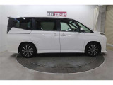 納車前にしっかり点検してお渡ししております。全店舗サービス工場も併設しております。納車後も安心してお任せ下さい。