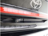 バックガイドモニターで、後方を確認しながら安心して駐車することができます。運転初心者も熟練者も必須の機能ですよ!