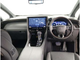 オシャレなインテリアで運転する気分も盛り上がりますよね^^