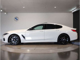 【BMWのxDrive】xDriveはいかなる状況下でも安定した走りを実現しています。 これによりストレスなく運転できることはもちろんのこと、安全性能も向上しています。
