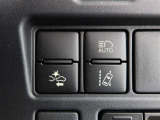 納車1カ月後には無料1カ月点検をご用意しています。車検や12カ月点検、オイル交換などのアフターメンテナンスも県内50店舗の整備工場におまかせください。