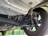 お車を安心してお乗りいただく為には、足回りの定期点検が欠かせません。サービスサポート(有償保証)では無料点検もご提供しており、安心のカーライフをお過ごしいただけるサポート体制が整っています。