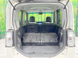 普段のお買い物や通勤、送迎等に十分な荷室スペースを確保しております。セカンドシートを倒すと、大きな荷物の積載も可能です♪