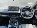 前席内装の全体像です。是非実車をご覧にお越し頂き実際にお座りください。