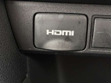 こちらのクルマはHDMI接続コネクタも装備されています♪今の時代、さまざまな方法で動画を楽しめますね!