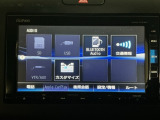 スマートフォンに接続すると、音楽を聴くことができます♪もちろんFM/AMラジオもお聞きいただけますよ♪