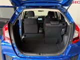 2列目を倒すと更に大型トランクに早変わり!段差も出来ず荷物の積み込みもラクラク♪
