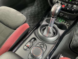 弊社お客様より頂いた下取車やデモカーが在庫の殆どを占めています。車の経歴や整備記録が分かり、ご安心してお車をお選び頂ける正規ディーラーならではのラインナップでございます。