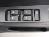 パワーウィンドゥ 運転席ドアスイッチ照明付です。