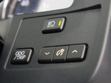 使いやすさや安全性を追求したステアリング周り!高級車ゆえにスイッチ類が多いのも特徴ですね!考え尽くされた配置ですぐに使いこなす事が出来ますのでご安心下さい!是非、体感してみて下さい!!