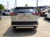 RAV4 2.0 G 4WD のTRDフルエアロ車が入荷! パノラマルーフ、レザーシート。日本全国納車可能です。皆様のお問い合わせお待ちしています。