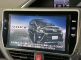 【大画面ナビ】人気の大型10インチナビを装備。存在感のある大画面はインパクト大!ナビ利用時のマップ表示は見やすく、テレビやDVDは臨場感がアップ!いつものドライブがグッと楽しくなります♪