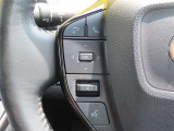 ブルートゥースに接続すれば、スマホに入れている音楽が聞けたり運転中に電話がかかってきてしまった場合もハンドルから電話を取ることができます!