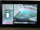 アラウンドビューモニターで車庫入れも空から見ている様に駐車できラクラクです。