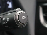アダプティブハイビームシステム「AHS」のスイッチです。