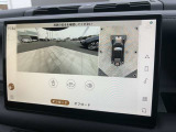 3Dサラウンドカメラ(360&deg;カメラ)で全方位の死角となる部分や発進時・駐車時・細い路地からの運転などカメラを通してモニターで確認することが可能です。
