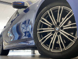 サービスにはドイツ本国と同様に教育と訓練を受け、BMWを知り尽くした「マイスター」が数多く在籍しております。360度による納車前点検整備で、お客様に安心と安全をお届けいたします。