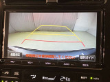 【バックカメラ】あると便利なバックカメラ装備!駐車時に後方がリアルタイム映像で確認できます。立体駐車場や夜間の車庫入れ時に大活躍!運転スキルに関わらず、今や必須となった装備ですね♪
