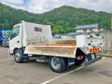 助手席側あおりを開いた状態です。