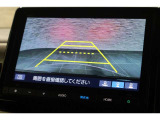 バックカメラが装備されており、後方の安全確認はもちろんのこと狭い場所での駐車や雨の日・夜間など視界の悪いコンディションでのストレスの軽減にもなります!